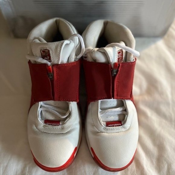 RARE Vintage Jordan Brand- Turn 2 Sneakers - Picture 1 of 6
